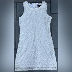 RONNI NICOLE off white Ivory sleeveless lace knee length shift dress Small S